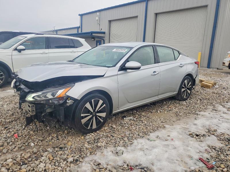 NISSAN ALTIMA 2022 with VIN 1N4BL4DVXNN413038 - Photo from auction