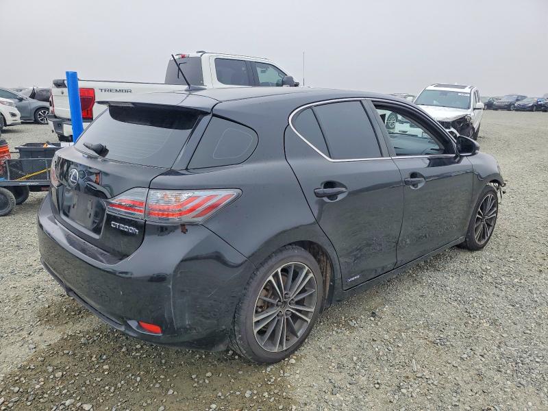 Photo 3 from auction – 2013 LEXUS CT 200 with VIN JTHKD5BH4D2163708