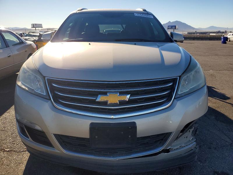 Photo 5 from auction – 2017 CHEVROLET TRAVERSE L with VIN 1GNKRHKD9HJ229349