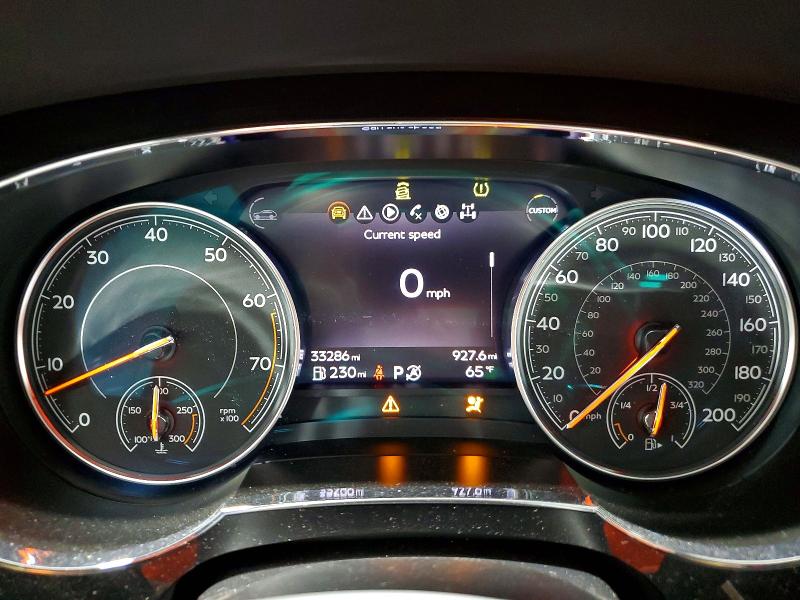 Photo 9 from auction – 2017 BENTLEY BENTAYGA with VIN SJAAC2ZV6HC015703
