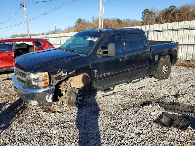 CHEVROLET SILVERADO 2011 with VIN 3GCPKSE32BG343267 - Photo from auction