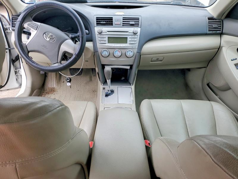 Photo 8 from auction – 2010 TOYOTA CAMRY BASE with VIN 4T1BF3EK0AU548587