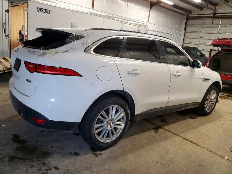 Photo 3 from auction – 2017 JAGUAR F-PACE PRE with VIN SADCK2BV8HA895811