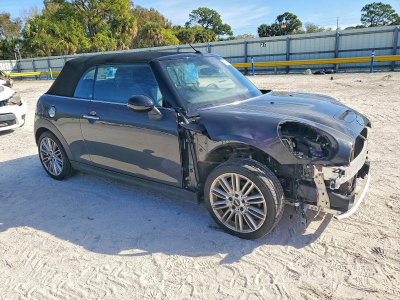 Zdjęcie 4 z aukcji – 2019 MINI COOPER S z VIN WMWWG9C51K3F66574
