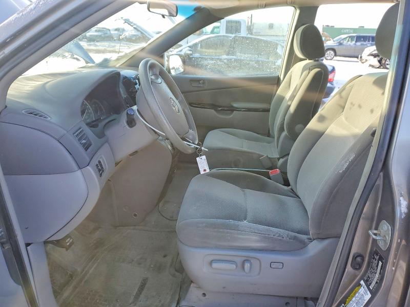 Photo 7 from auction – 2005 TOYOTA SIENNA CE with VIN 5TDZA23CX5S366266