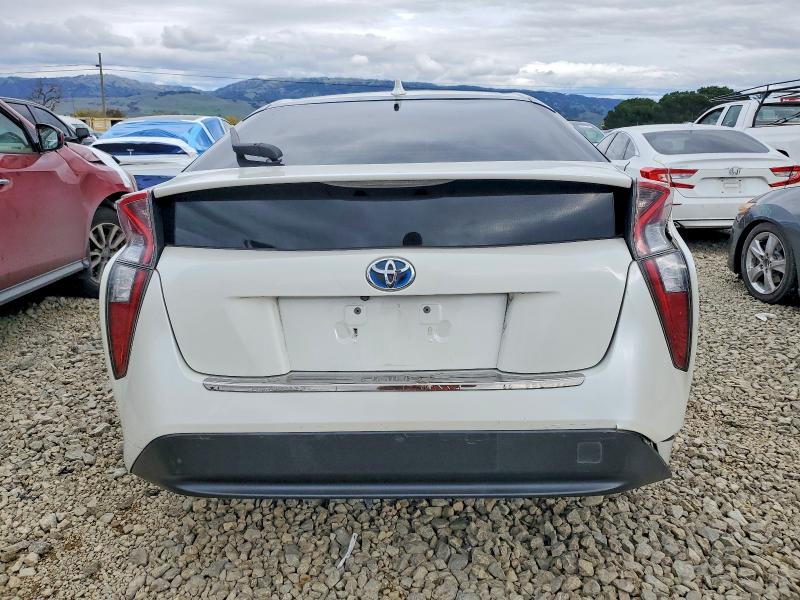Photo 6 from auction – 2016 TOYOTA PRIUS with VIN JTDKBRFU7G3522330