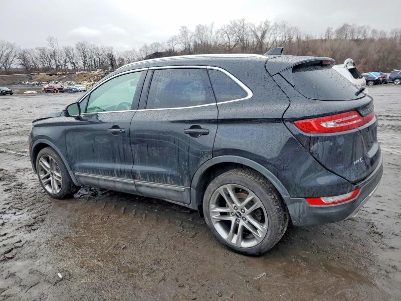 Photo 2 from auction – 2017 LINCOLN MKC with VIN 5LMCJ3D96HUL21431