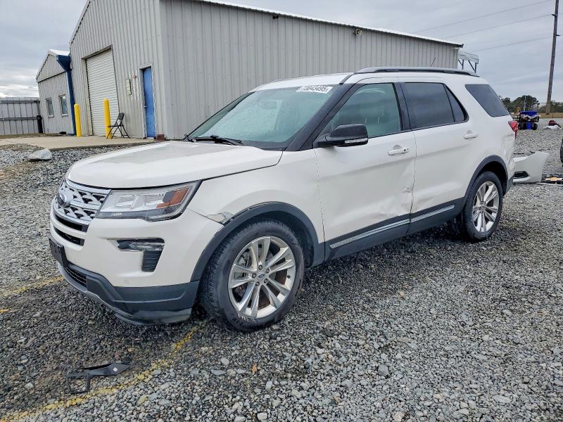 FORD EXPLORER X 2018 with VIN 1FM5K7D88JGC80585 - Photo from auction