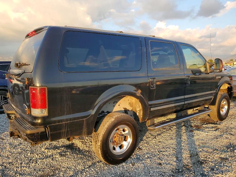 Photo 3 from auction – 2005 FORD EXCURSION with VIN 1FMSU43P85ED48535