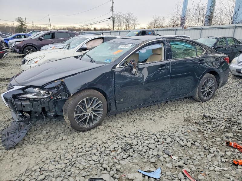 LEXUS ES 2018 with VIN 58ABK1GG7JU081895 - Photo from auction