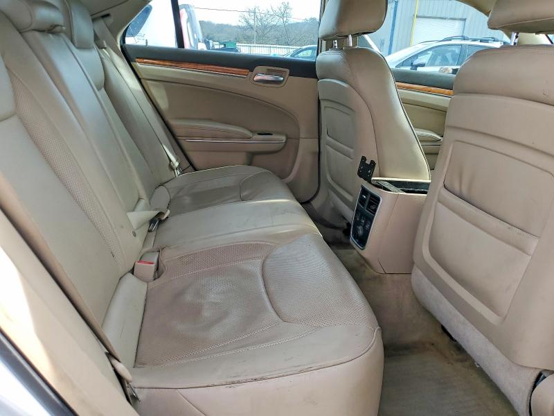 Photo 10 from auction – 2014 CHRYSLER 300C with VIN 2C3CCAEGXEH249218