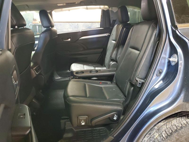 Photo 9 from auction – 2019 TOYOTA HIGHLANDER with VIN 5TDJZRFH2KS975045