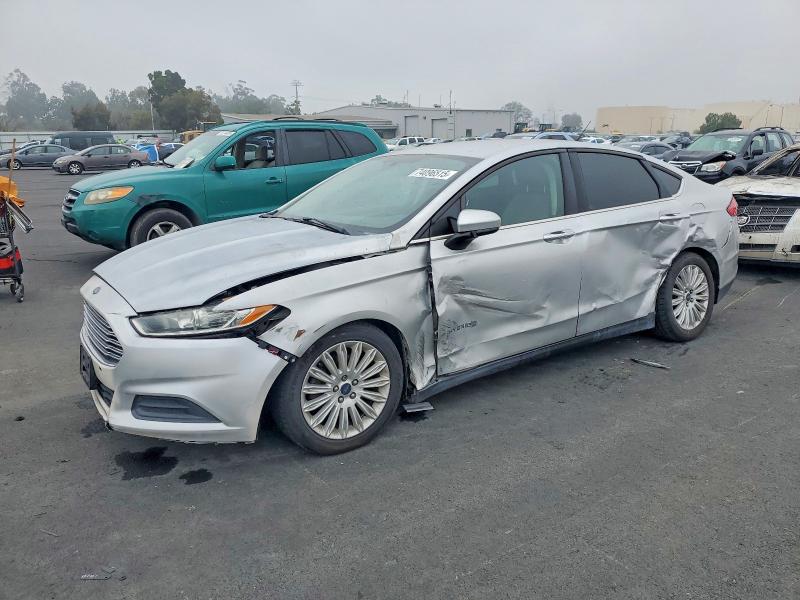 FORD FUSION S H 2016 with VIN 3FA6P0UU7GR285105 - Photo from auction
