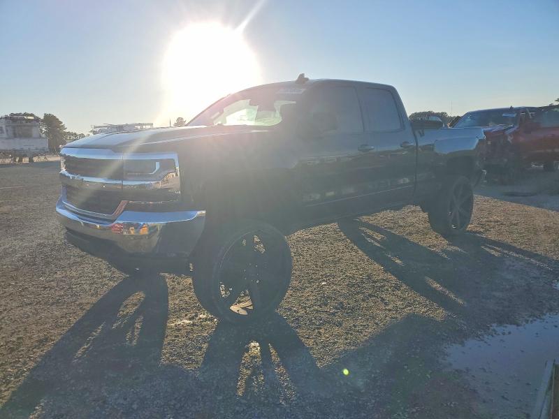 CHEVROLET SILVERADO 2018 with VIN 1GCVKREC6JZ310528 - Photo from auction