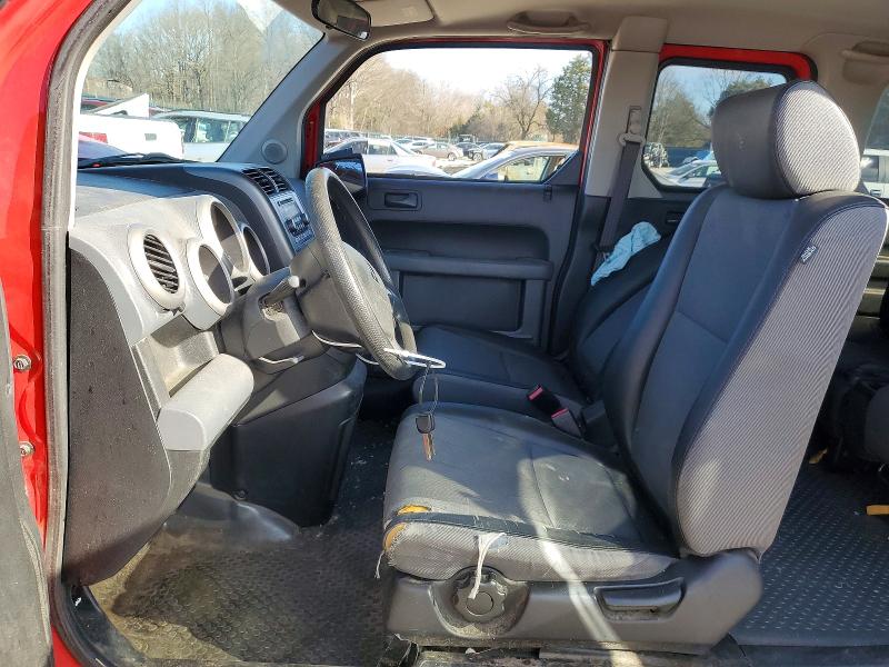 Photo 7 from auction – 2005 HONDA ELEMENT EX with VIN 5J6YH18695L014344