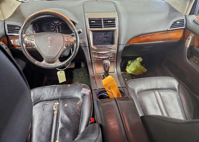 Photo 8 from auction – 2012 LINCOLN MKX with VIN 2LMDJ8JK4CBL18543