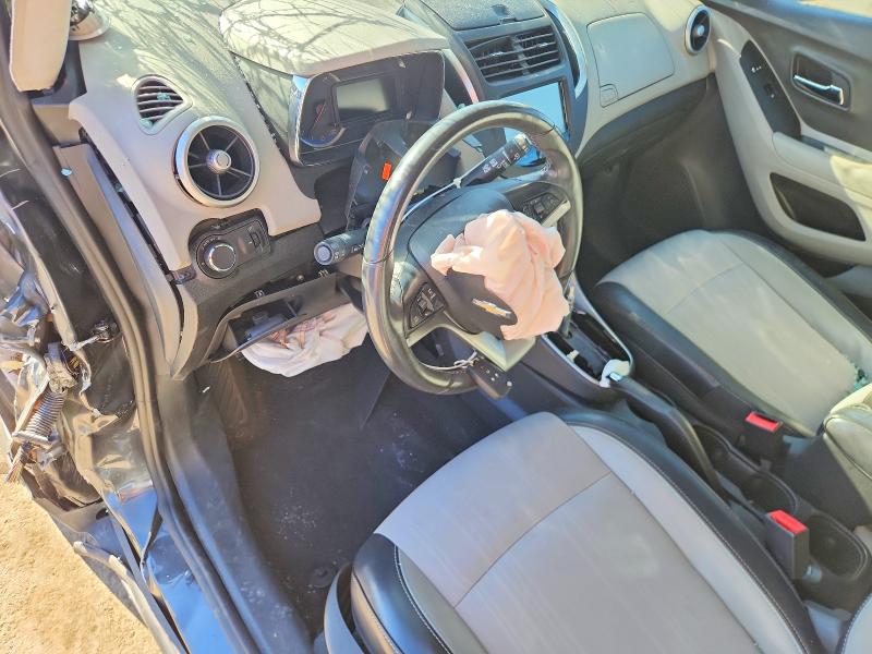 Photo 8 from auction – 2016 CHEVROLET TRAX 1LT with VIN 3GNCJLSBXGL247914