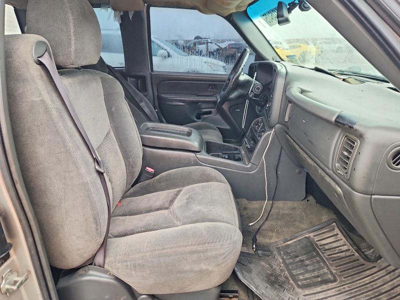 Photo 7 from auction – 2004 CHEVROLET SILVERADO with VIN 2GCEC19T941305099