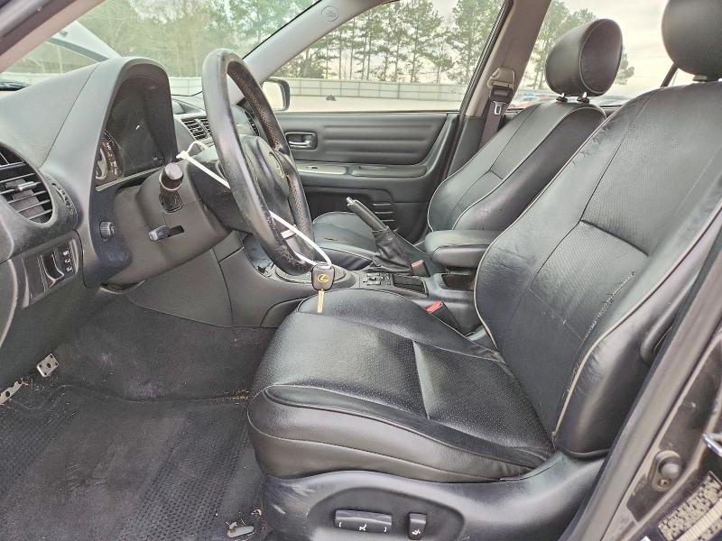 Photo 7 from auction – 2004 LEXUS IS 300 with VIN JTHBD192940085416