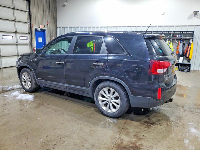 Photo 2 from auction – 2014 KIA SORENTO EX with VIN 5XYKUDA72EG539172