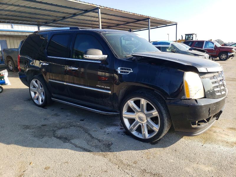 Zdjęcie 4 z aukcji – 2010 CADILLAC ESCALADE L z VIN 1GYUKBEF8AR100486