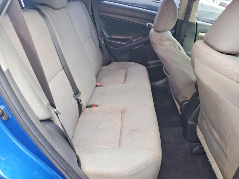 Photo 10 from auction – 2010 TOYOTA COROLLA MATRIX with VIN 2T1KU4EE3AC274695