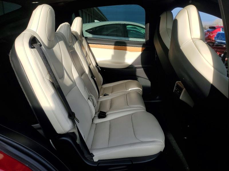 Photo 11 from auction – 2019 TESLA MODEL X with VIN 5YJXCAE21KF188232