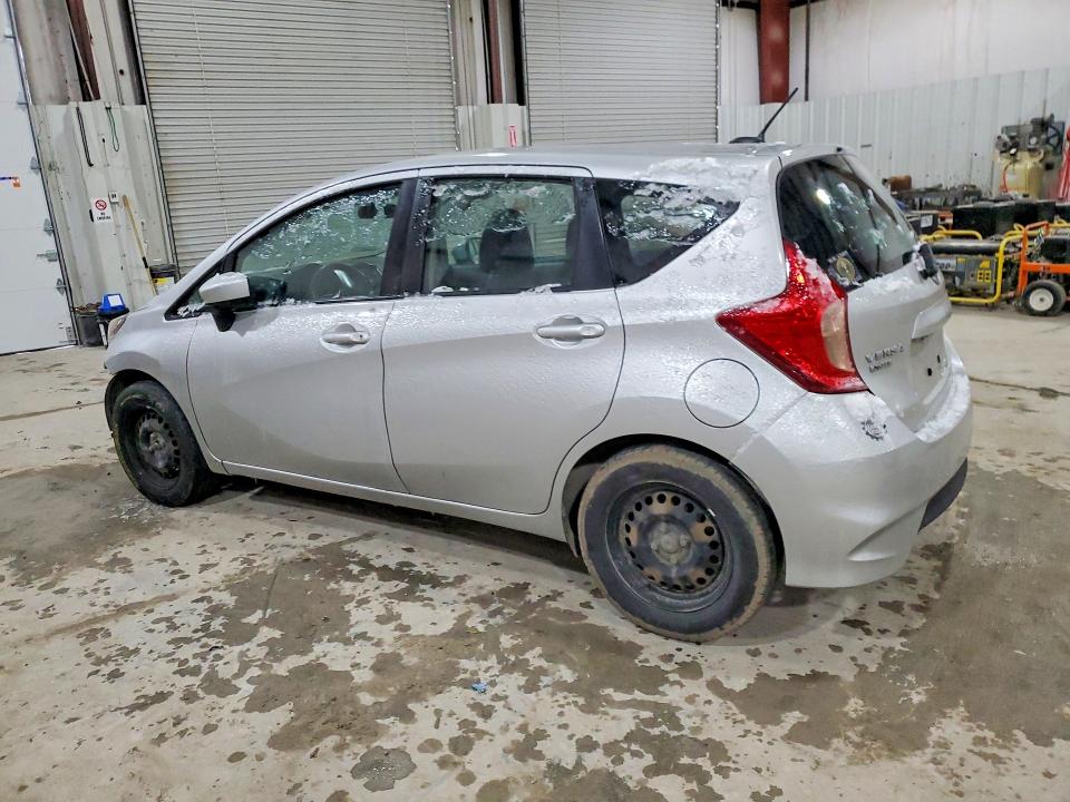 Photo 2 from auction – 2018 NISS VERSA NOTE with VIN 3N1CE2CPXJL355493