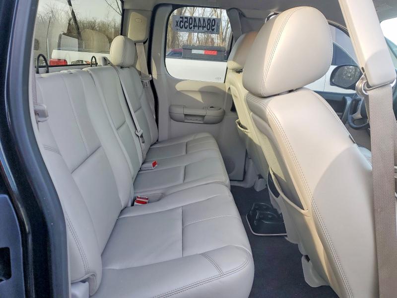 Photo 10 from auction – 2010 CHEVROLET SILVERADO with VIN 1GCSKSE36AZ139547