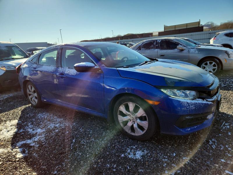 Photo 4 from auction – 2017 HONDA CIVIC with VIN 2HGFC2F53HH537101