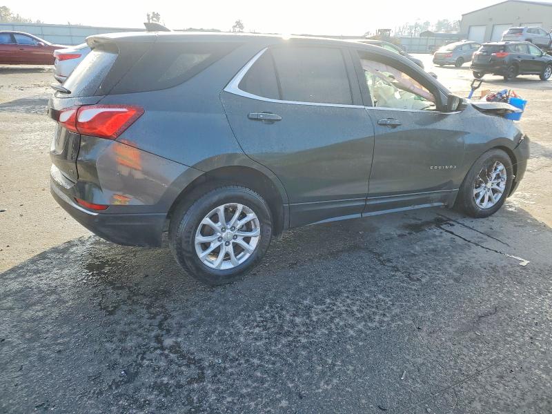Photo 3 from auction – 2019 CHEVROLET EQUINOX with VIN 3GNAXKEV7KS594783