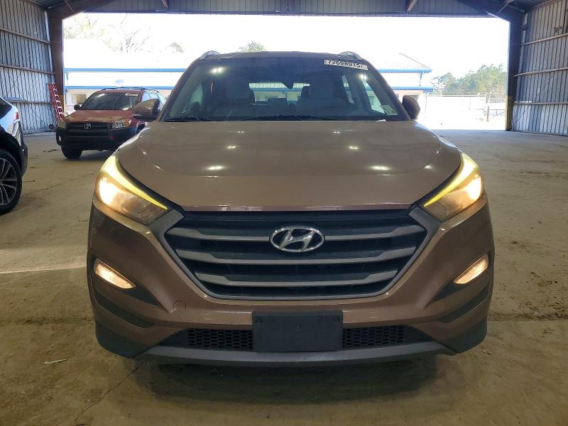 Photo 5 from auction – 2016 HYUNDAI TUCSON with VIN KM8J33A22GU076864