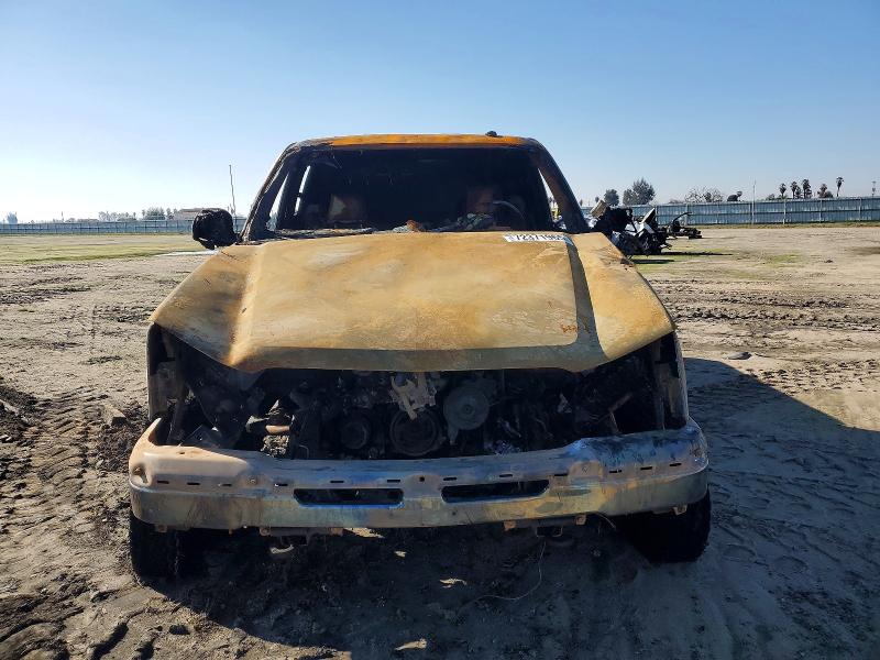 Photo 5 from auction – 2004 CHEVROLET SILVERADO with VIN 1GCHK29U54E235114