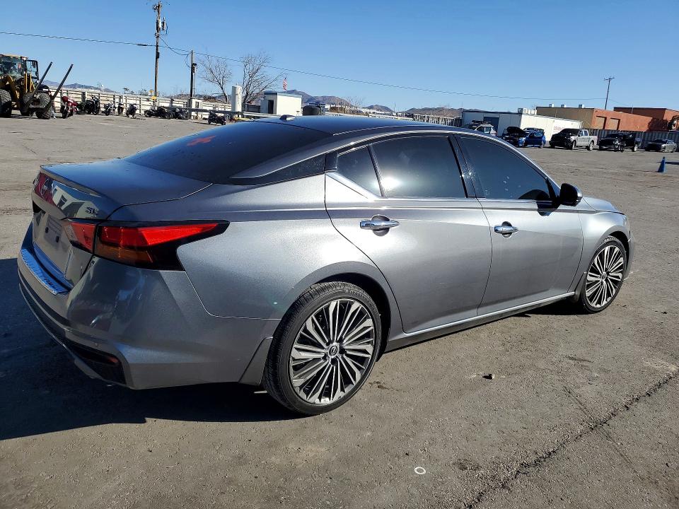 Photo 3 from auction – 2023 NISS ALTIMA with VIN 1N4BL4EV2PN301707