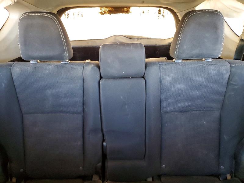 Photo 10 from auction – 2018 TOYOTA RAV4 ADVEN with VIN 2T3RFREV2JW844570