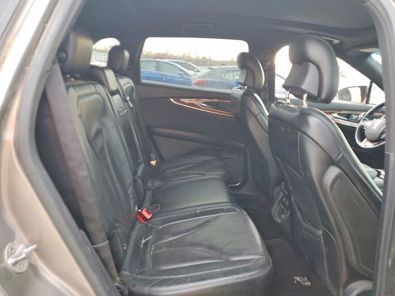 Photo 11 from auction – 2016 LINCOLN MKX with VIN 2LMPJ6LR9GBL67352