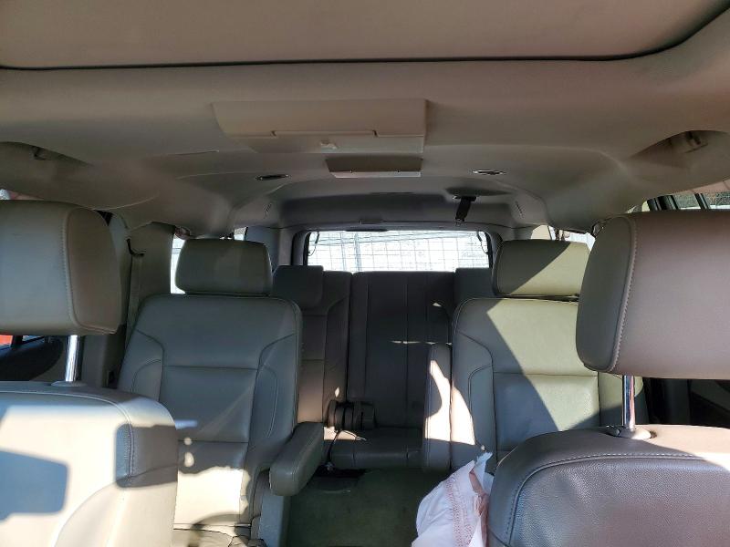 Photo 10 from auction – 2016 CHEVROLET SUBURBAN with VIN 1GNSKHKC9GR394197