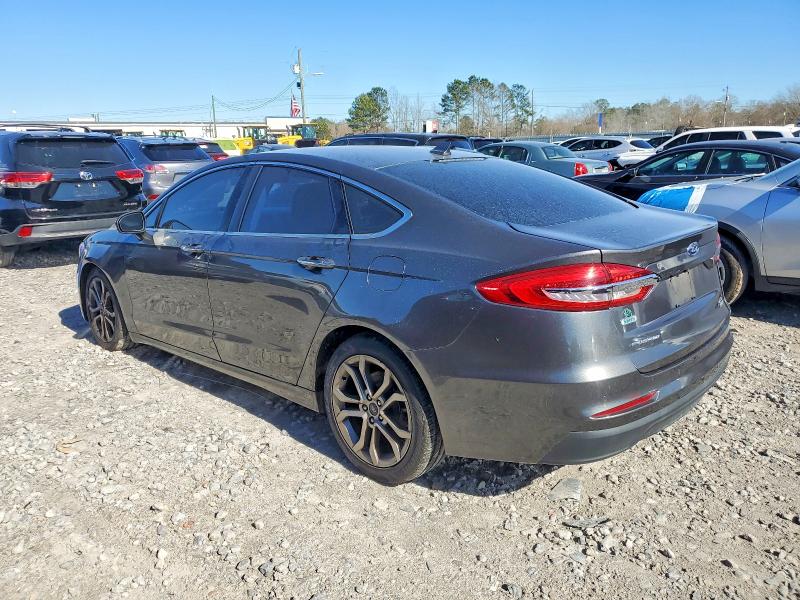 Foto 2 de la subasta – 2019 FORD FUSION con VIN 3FA6P0CD6KR237735