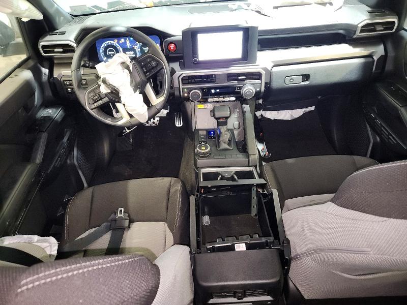 Photo 8 from auction – 2025 TOYOTA 4RUNNER SR with VIN JTEVA5BR6S5026003