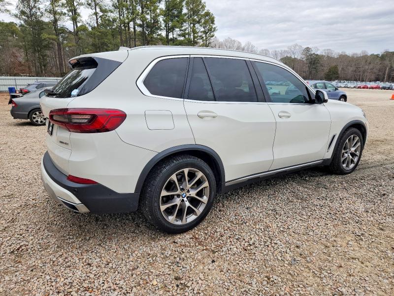 Photo 3 from auction – 2019 BMW X5 XDRIVE4 with VIN 5UXCR6C53KLL35234