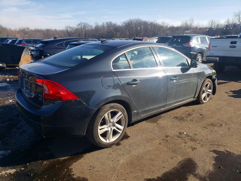 Photo 3 from auction – 2014 VOLVO S60 T5 with VIN YV1612FHXE2290558