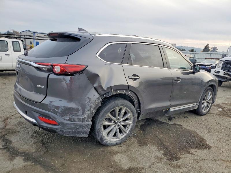 Photo 3 from auction – 2018 MAZDA CX-9 SIGNA with VIN JM3TCBEY9J0206070