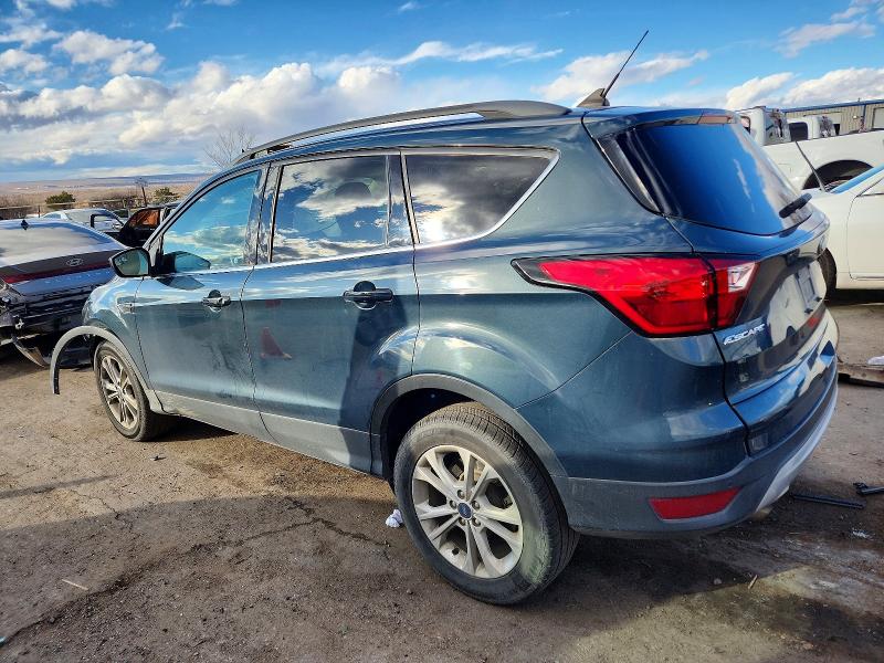 Photo 2 from auction – 2019 FORD ESCAPE SEL with VIN 1FMCU0HD9KUC29261