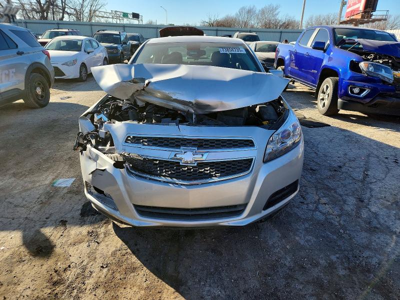 Photo 5 from auction – 2013 CHEVROLET MALIBU 1LT with VIN 1G11D5SR2DF176383