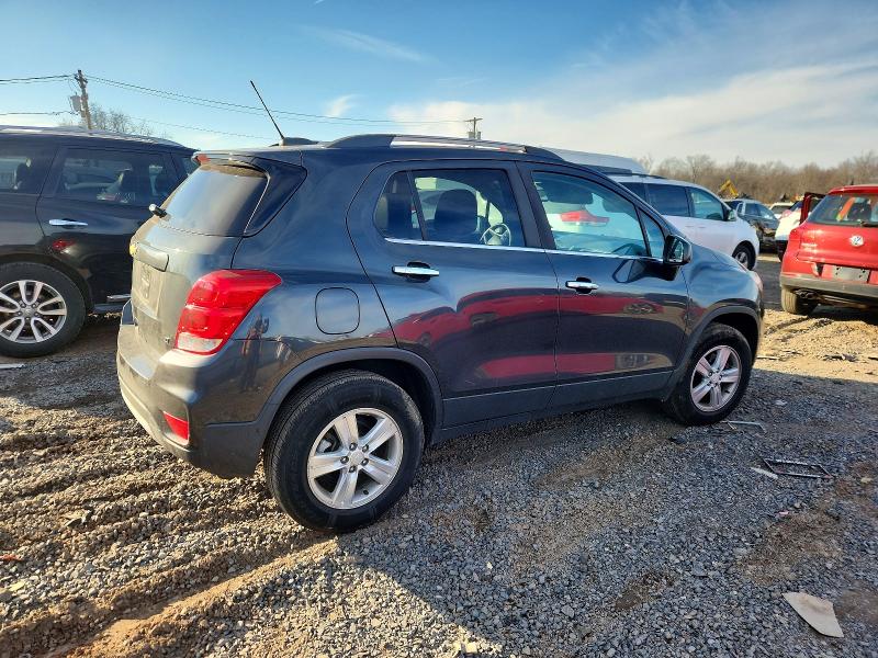 Photo 3 from auction – 2018 CHEVROLET TRAX with VIN 3GNCJPSB4JL311105