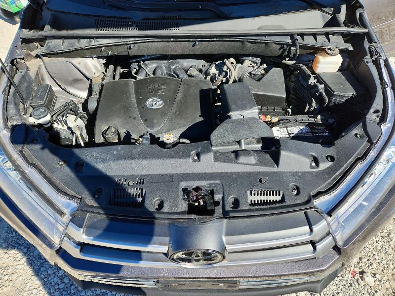 Photo 12 from auction – 2019 TOYOTA HIGHLANDER with VIN 5TDJZRFHXKS593913