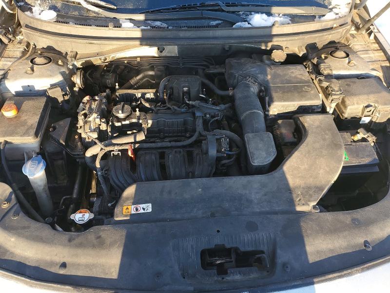 Photo 11 from auction – 2016 HYUNDAI SONATA SE with VIN 5NPE24AF2GH389375