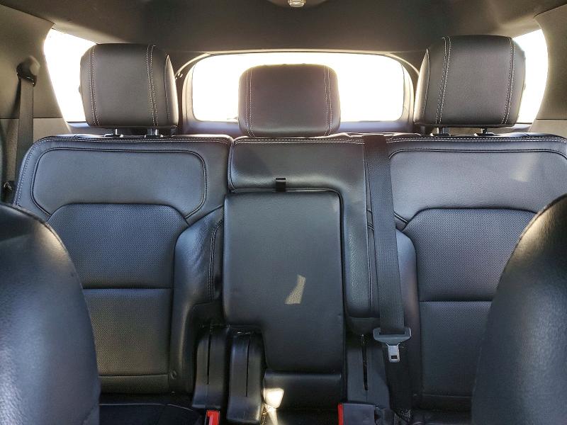 Photo 10 from auction – 2018 FORD EXPLORER L with VIN 1FM5K8FH7JGA40415