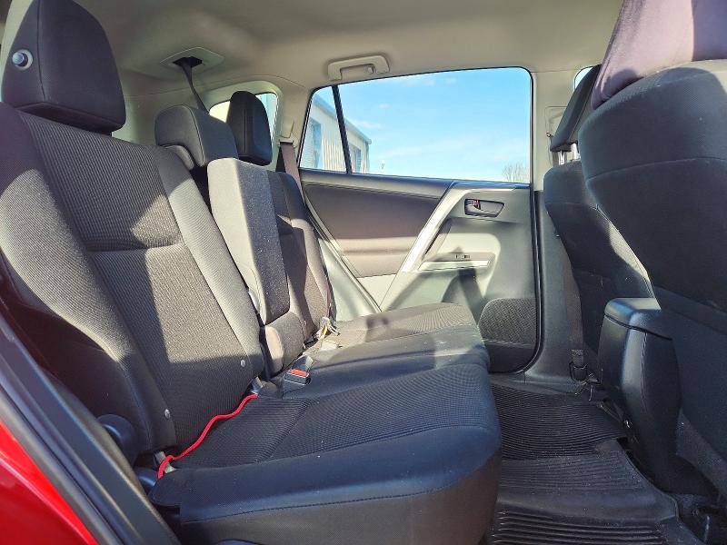 Photo 10 from auction – 2017 TOYOTA RAV4 with VIN JTMBFREV9HJ168919