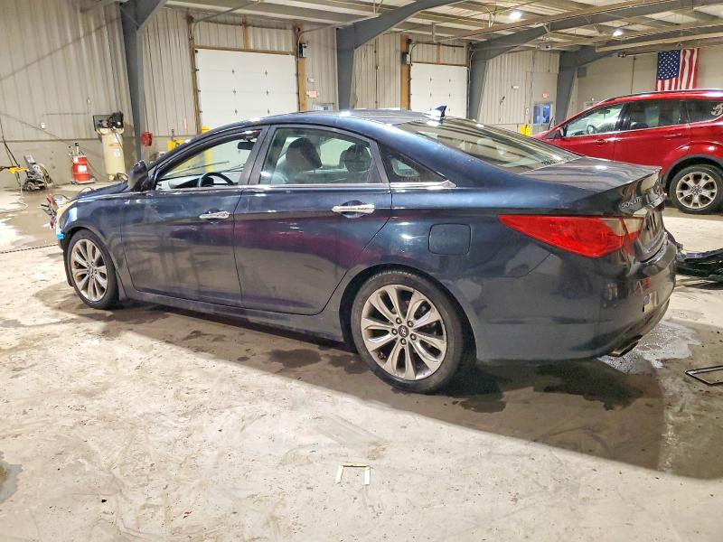Photo 2 from auction – 2011 HYUNDAI SONATA with VIN 5NPEC4AC4BH072466